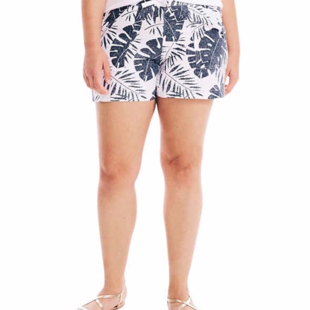 Nautica Ladies' Linen Blend Pull On Shorts Navy & White Palm Print Nwt